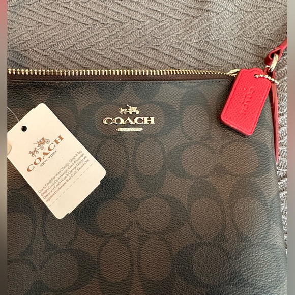 NWT Coach Crossbody Bag - Picture 4 of 6